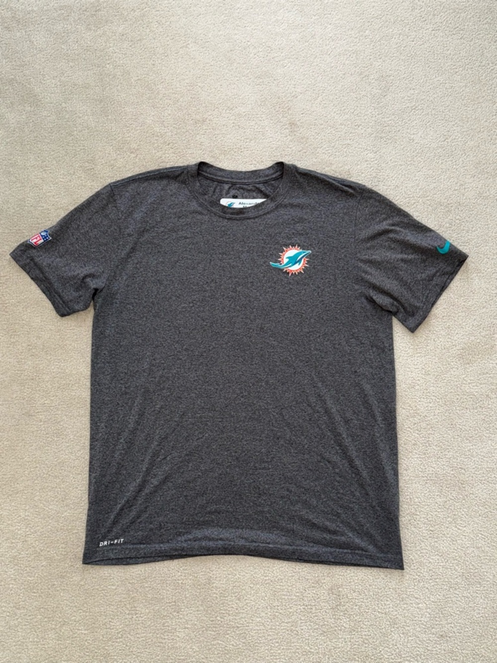 Miami Dolphins Nike DriFit Team Issued Large Shirt NFL Football